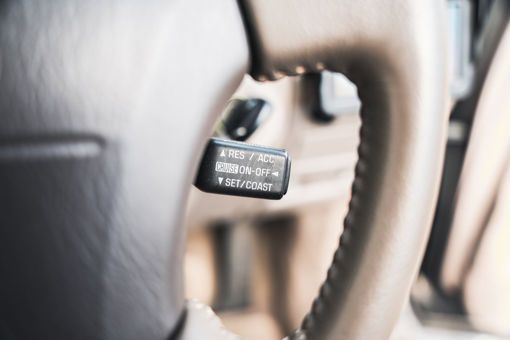 Innenraumfoto von 2000 Toyota Century