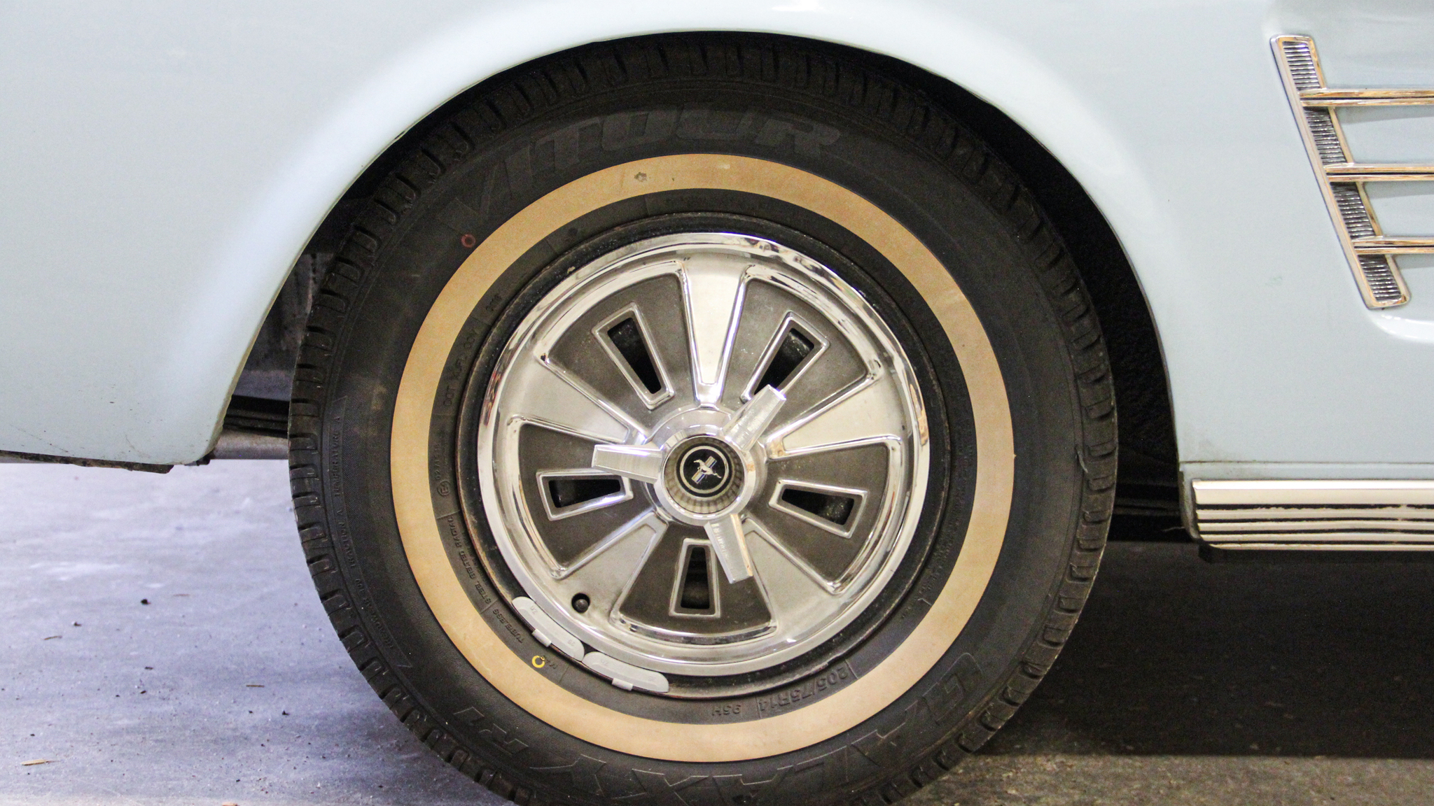 Aussenfoto 1966 Ford Mustang 289 Hardtop (17)