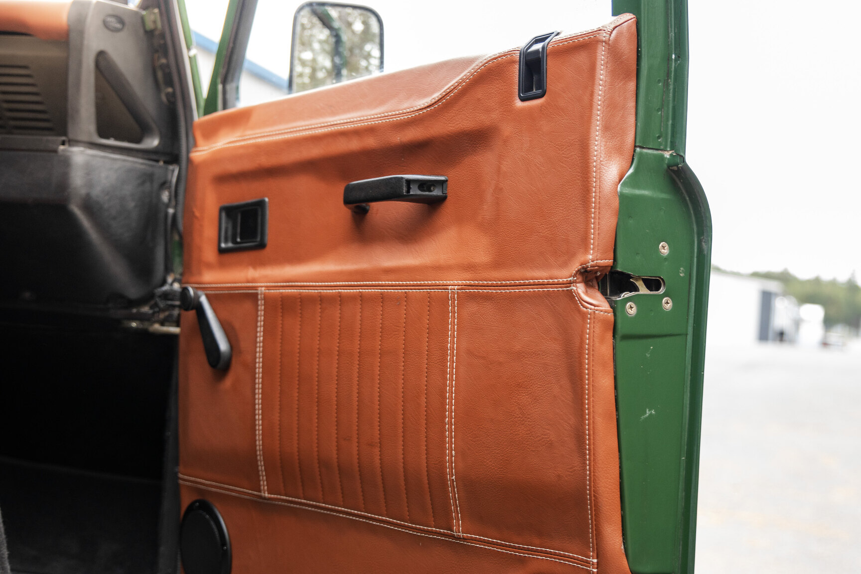 Innenraumfoto von 1996 Land Rover Defender 90 300TDi (28)