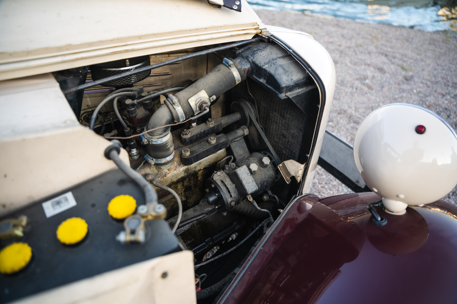 Image of 1938 American Bantam Model 30 Coupé mechanics