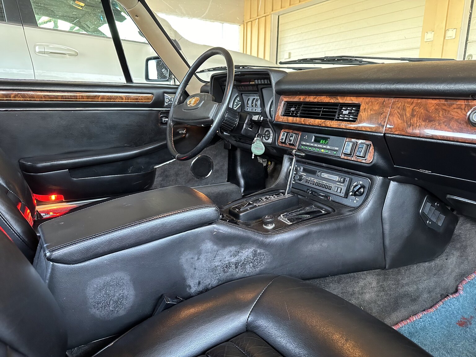 Interior image of 1985 Jaguar XJ-SC