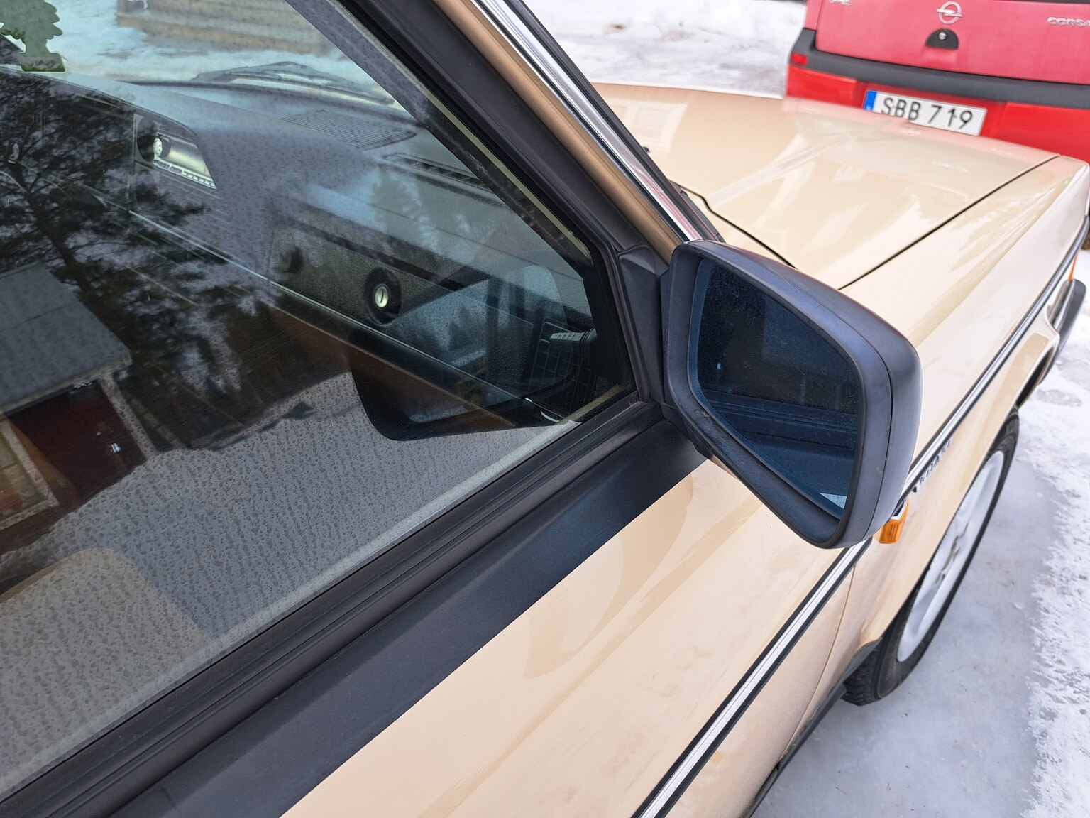 Exteriörbild på 1988 Volvo 240 GL