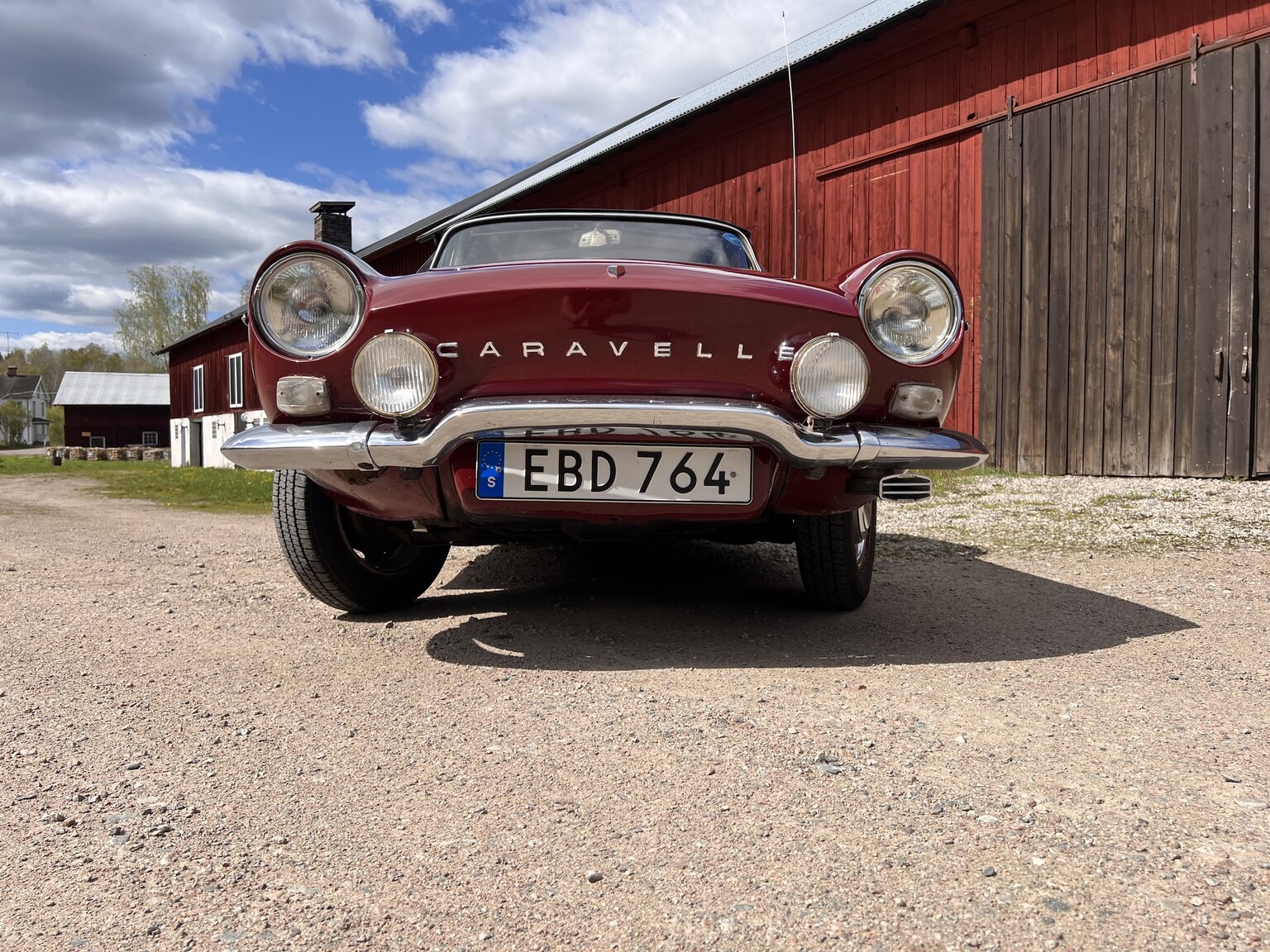 Exterior image of 1967 Renault Caravelle Coupé