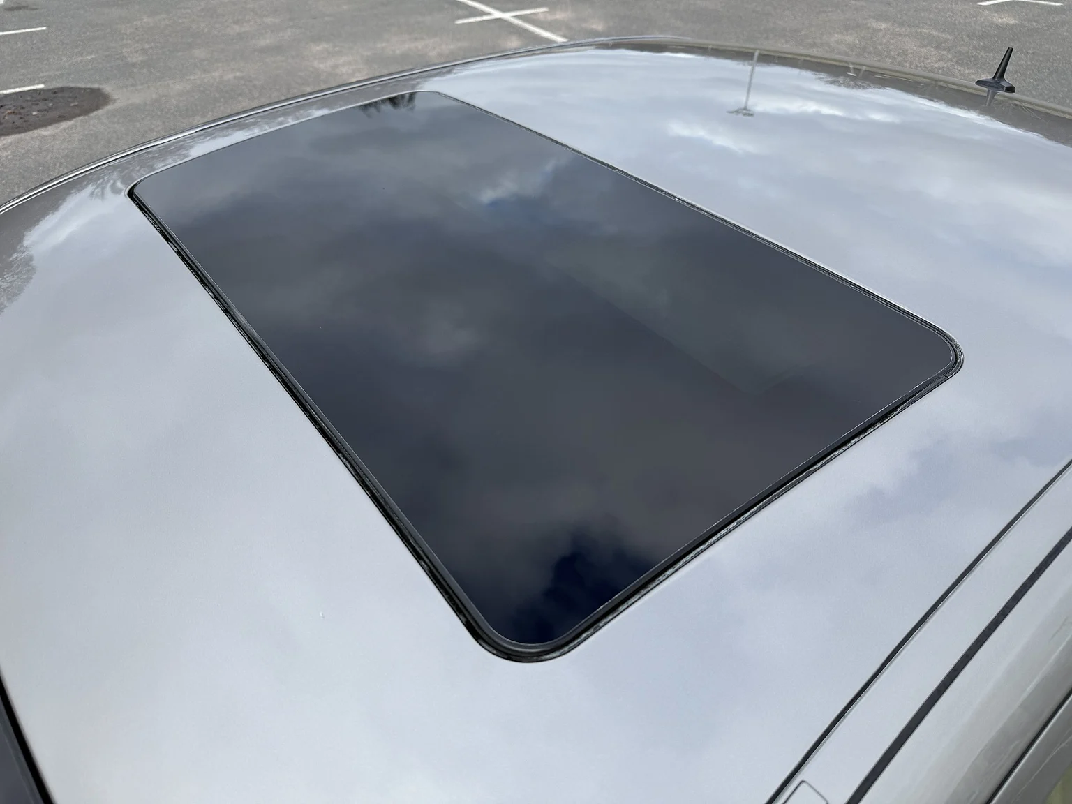 Exteriörbild på 2004 Mercedes-Benz E 500 7G-Tronic (51)