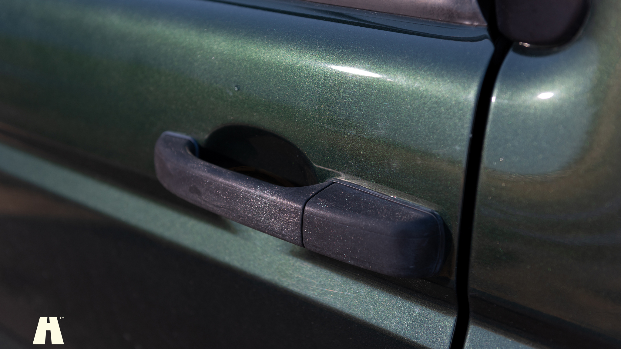 Exterior image of 1999 Land Rover Discovery 2