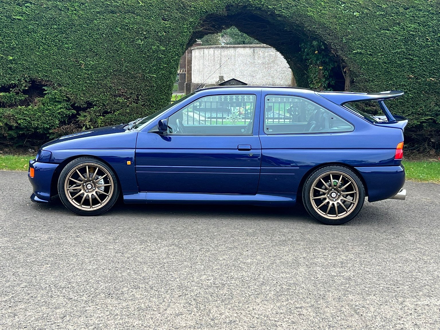 Exteriörbild på 1993 Ford Escort RS Cosworth "Big Turbo"