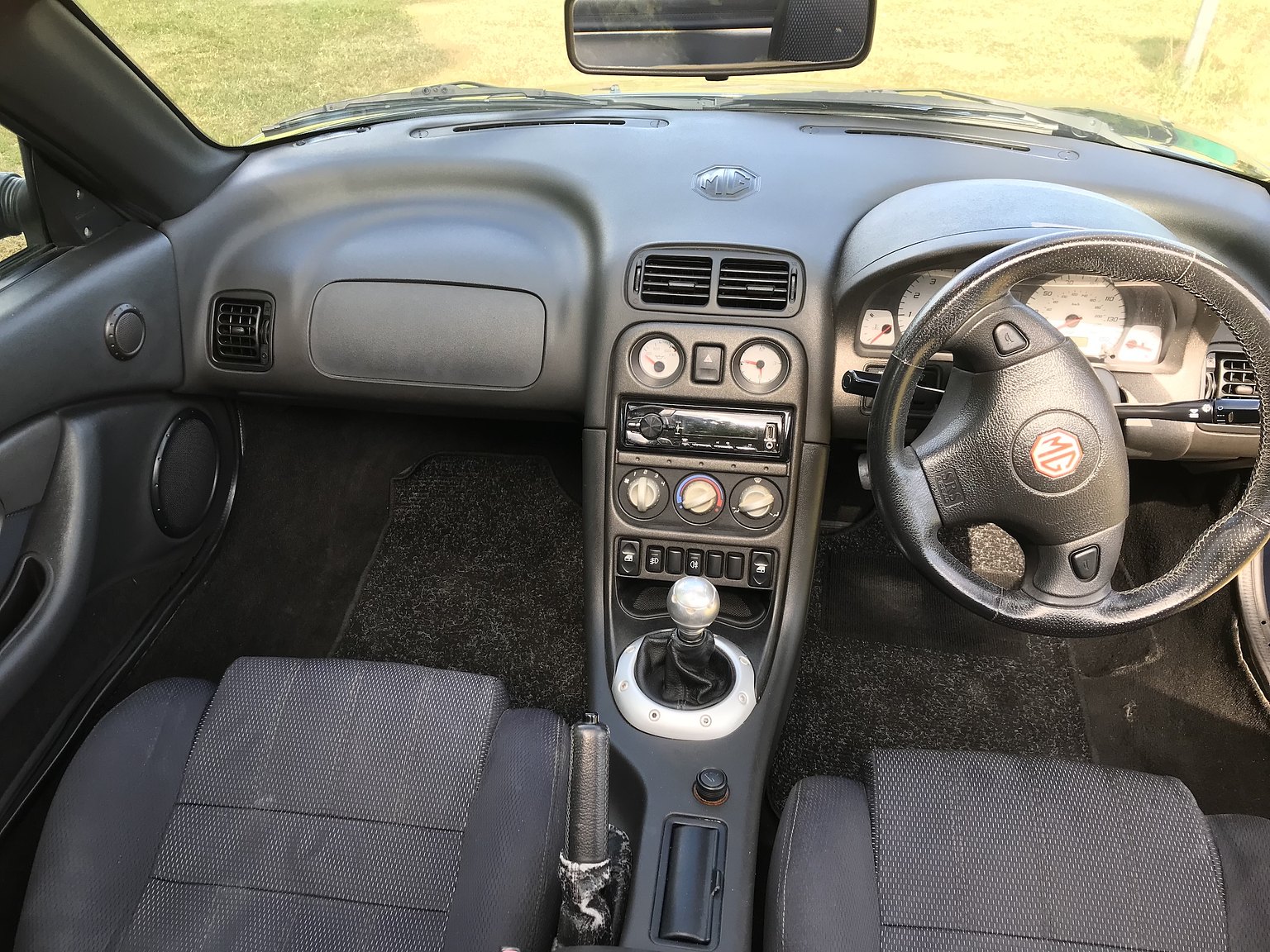 Interior image of 2003 MG TF 135 1.8