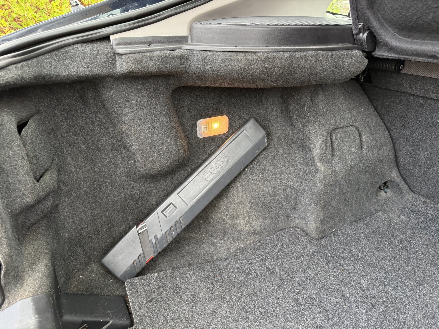 Interior image of 1997 SAAB 900