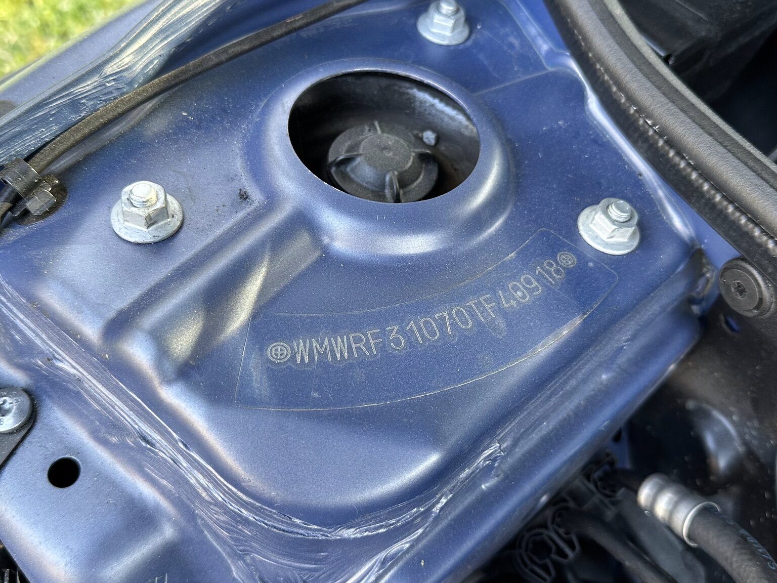 Image of 2004 Mini Cooper Convertible mechanics