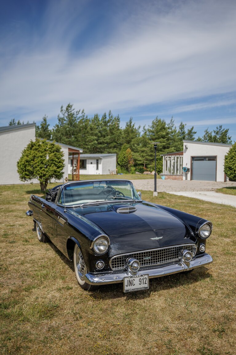 Aussenfoto 1956 Ford Thunderbird