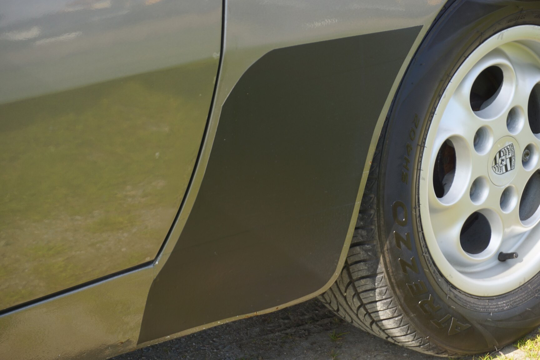 Exterior image of 1985 Porsche 944 "NO RESERVE AUCTION"