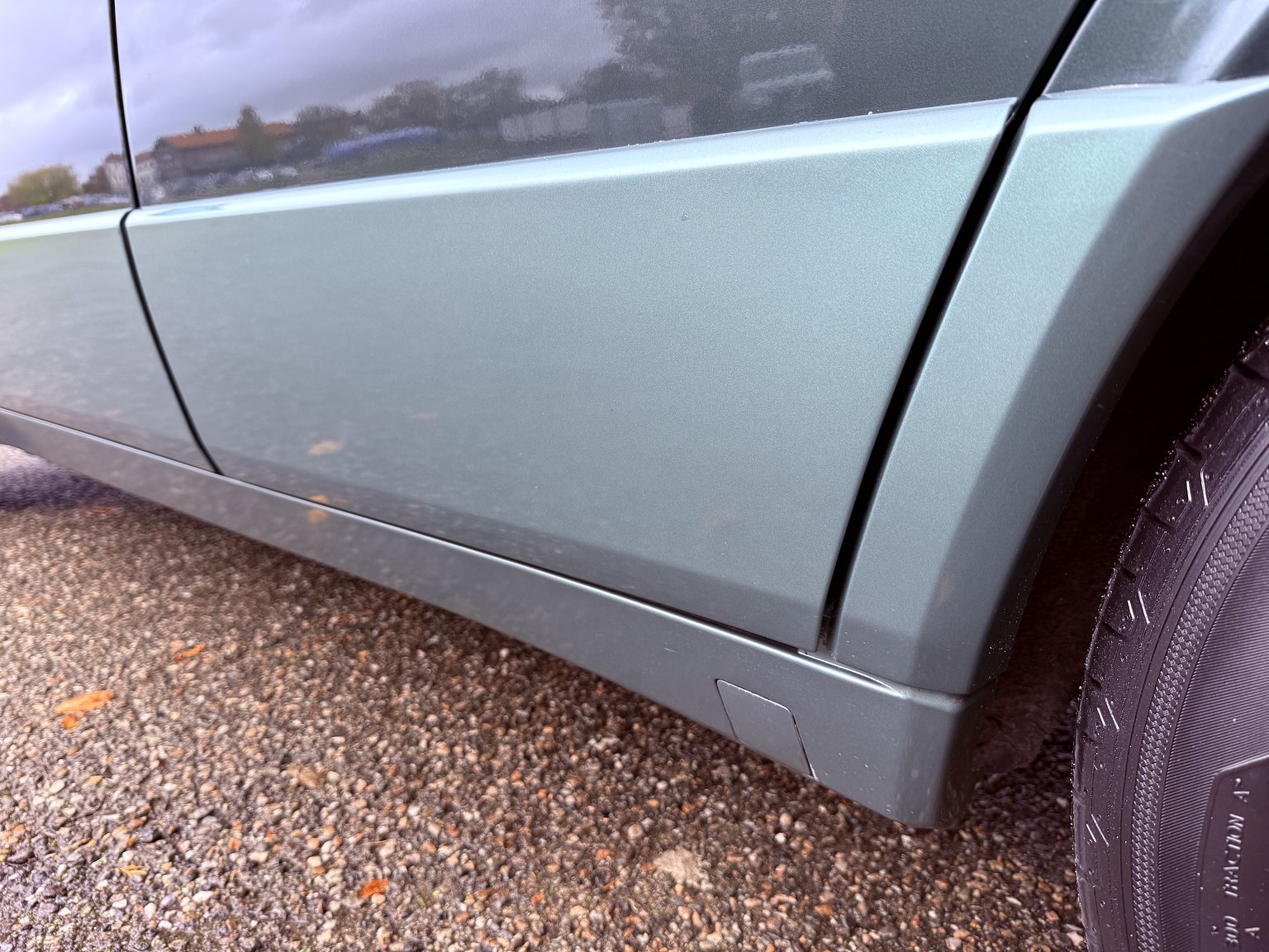 Exterior image of 1989 Mercedes-Benz 190 E