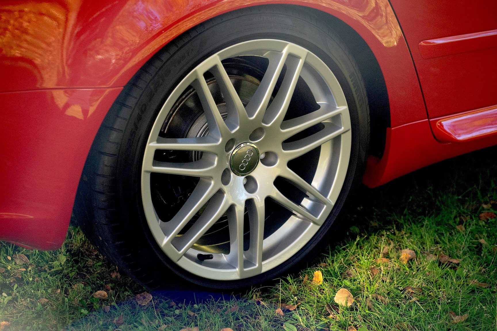 Exterior image of 2007 Audi  S4 quattro 4.2 V8 manuell