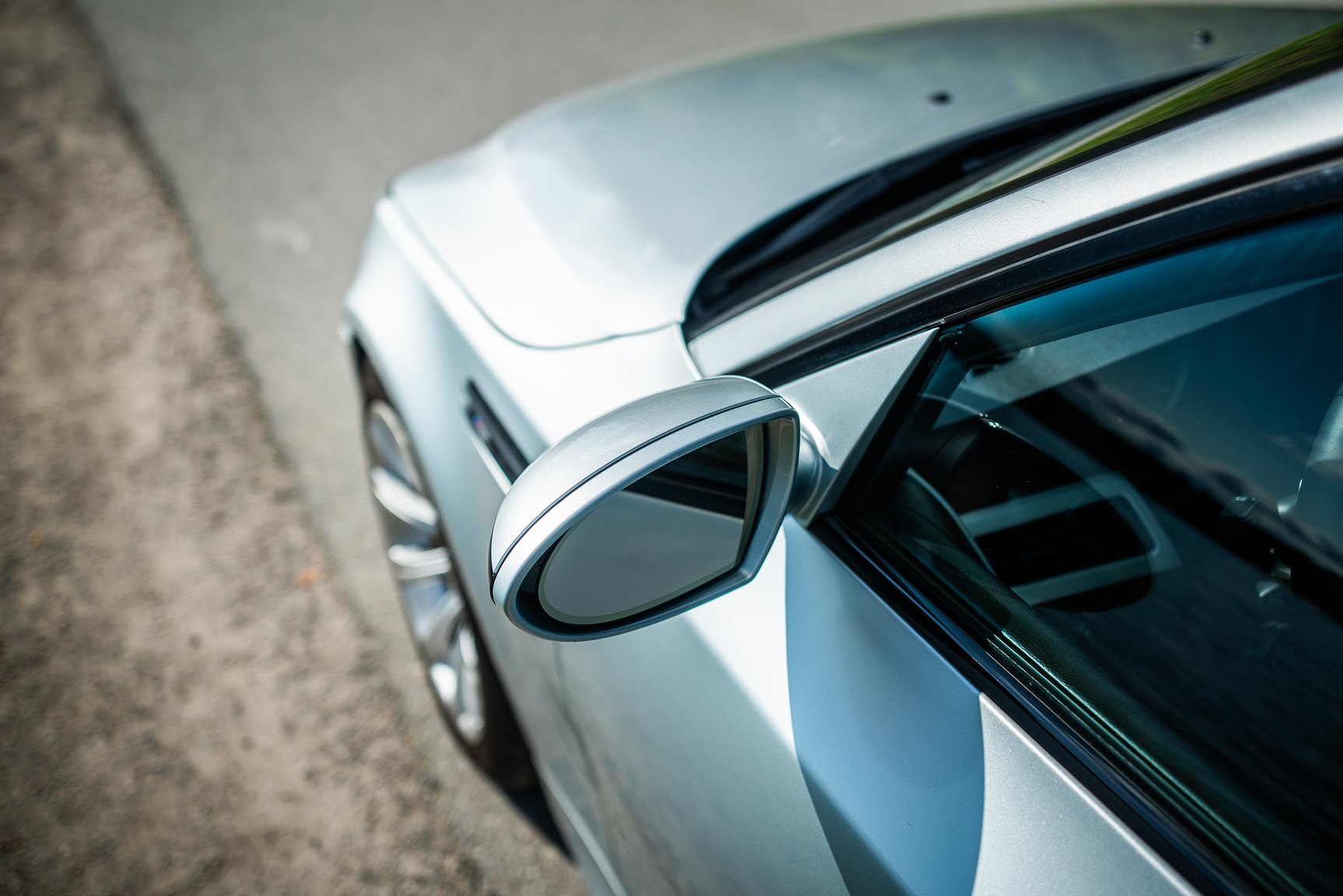 Exterior image of 2006 BMW E60 M5