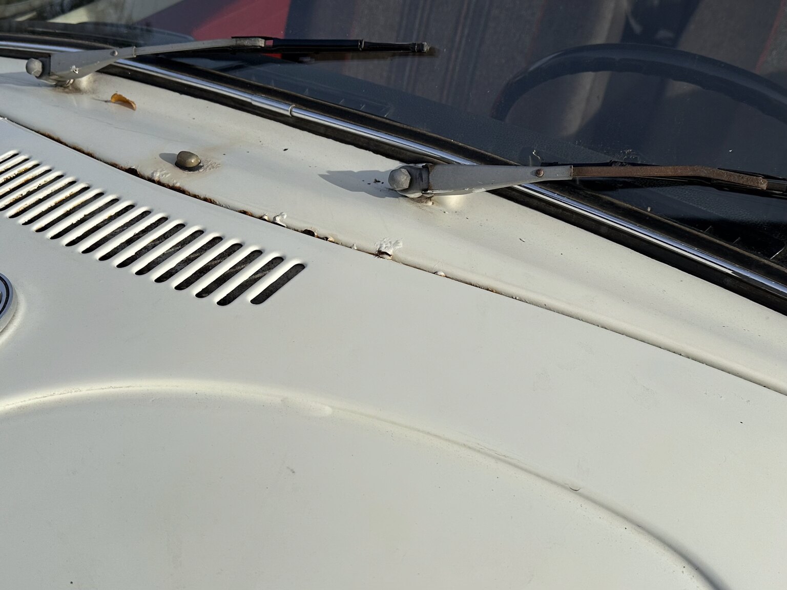 Exterior image of 1971 Volkswagen Beetle 1302 S