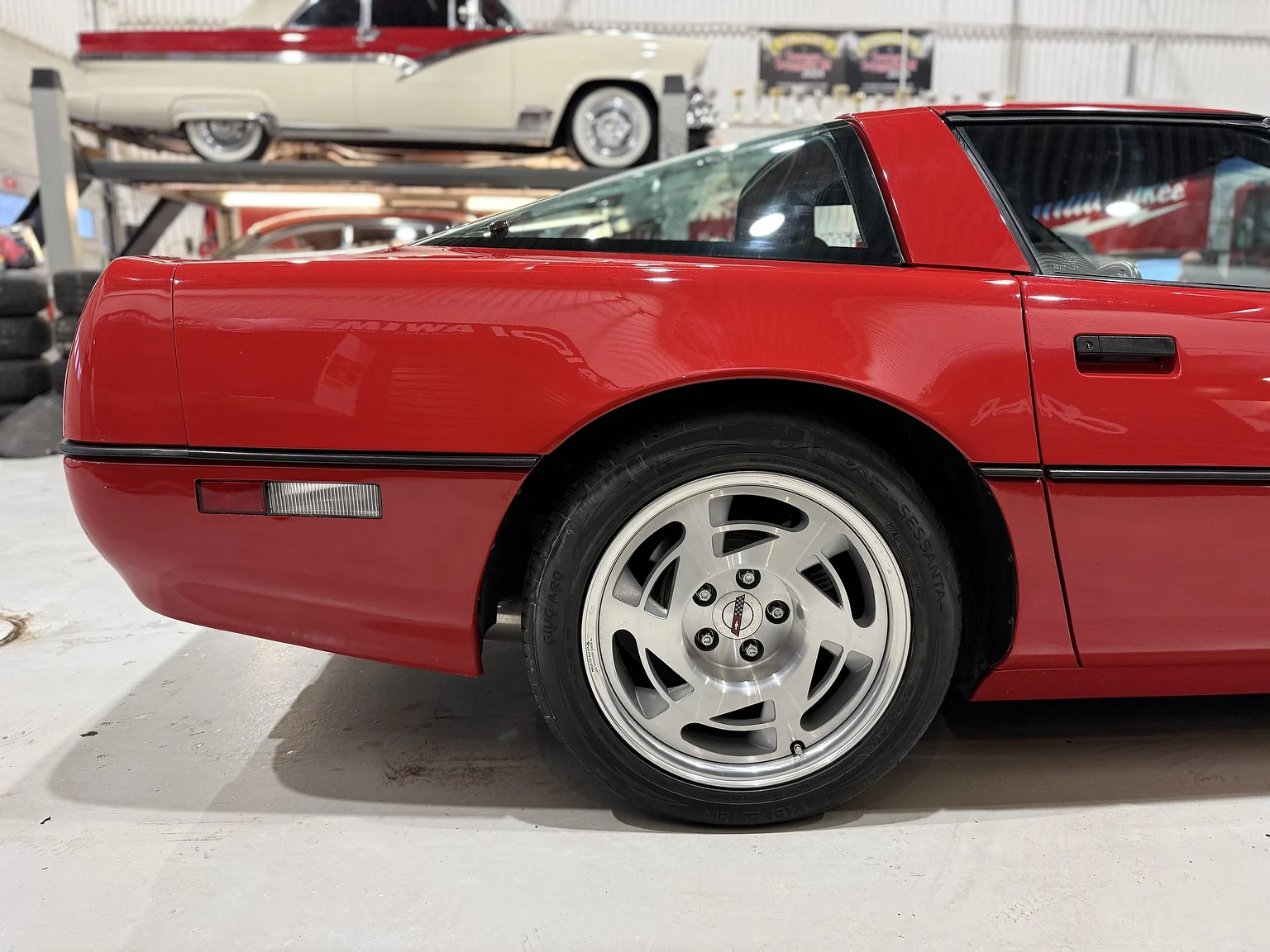 Aussenfoto 1990 Chevrolet Corvette ZR-1 (49)