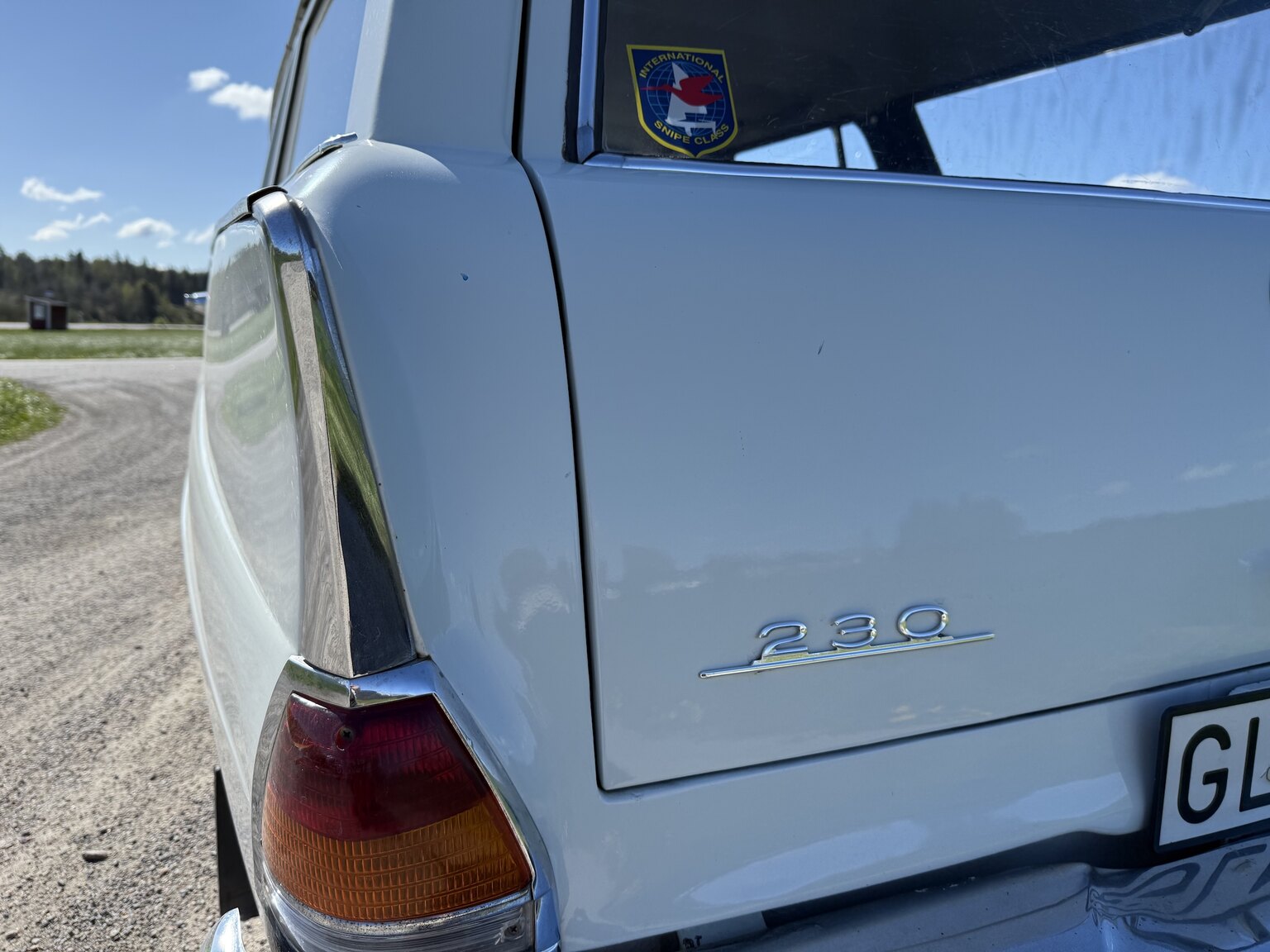 Exterior image of 1967 Mercedes-Benz 230 Safari