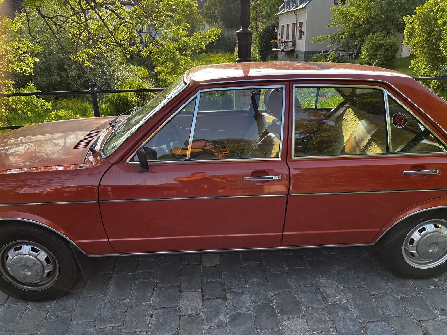 Exterior image of 1976 Audi 80 GL B1  (31)