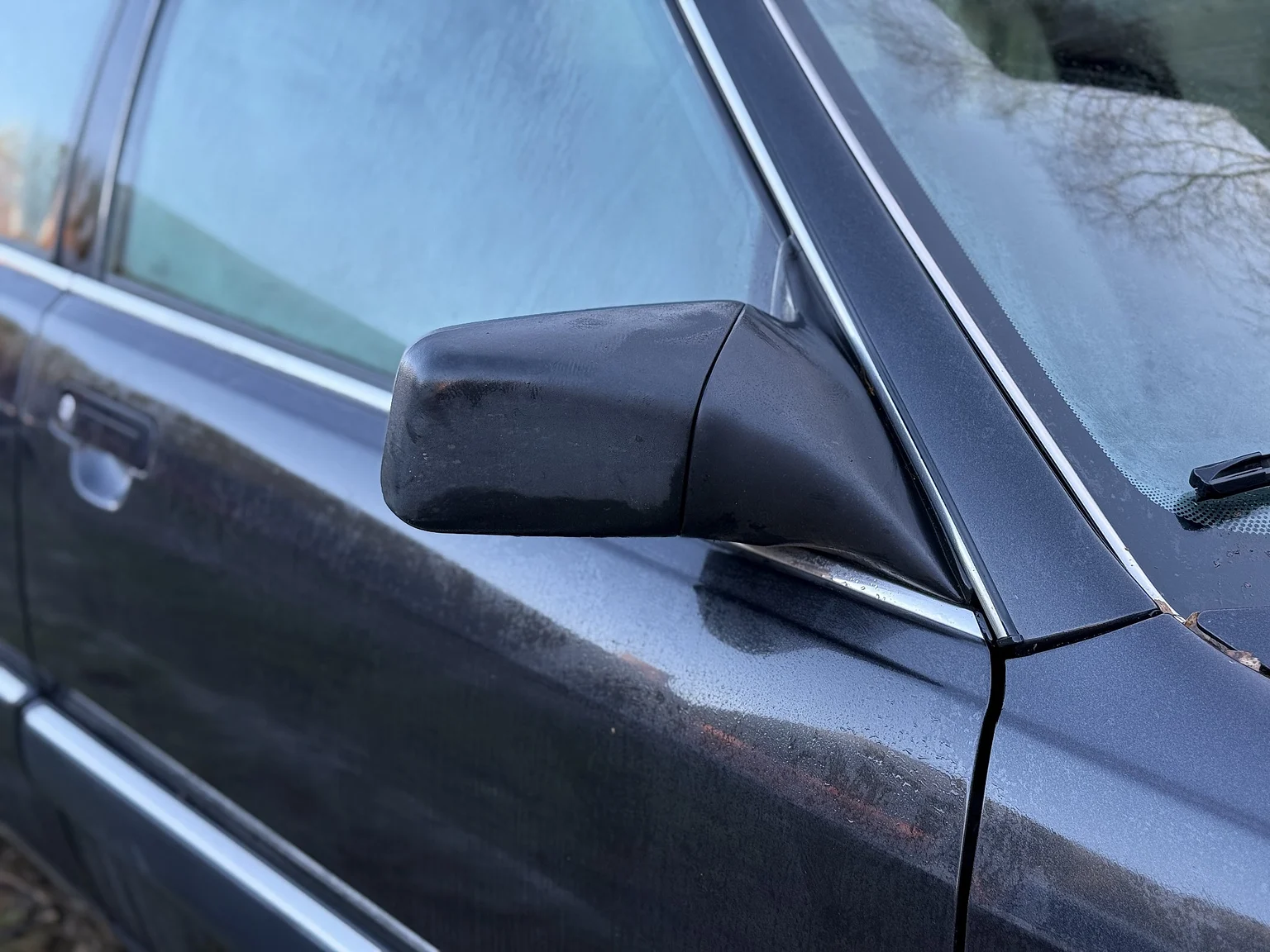 Exteriörbild på 1990 Audi 100 Avant (14)