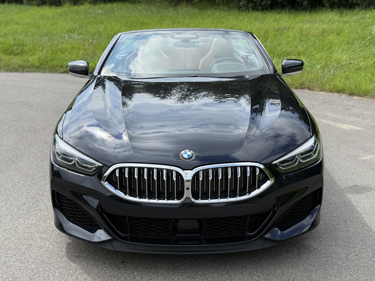 Exterior image of 2019 BMW M850i xDrive Convertible Steptronic