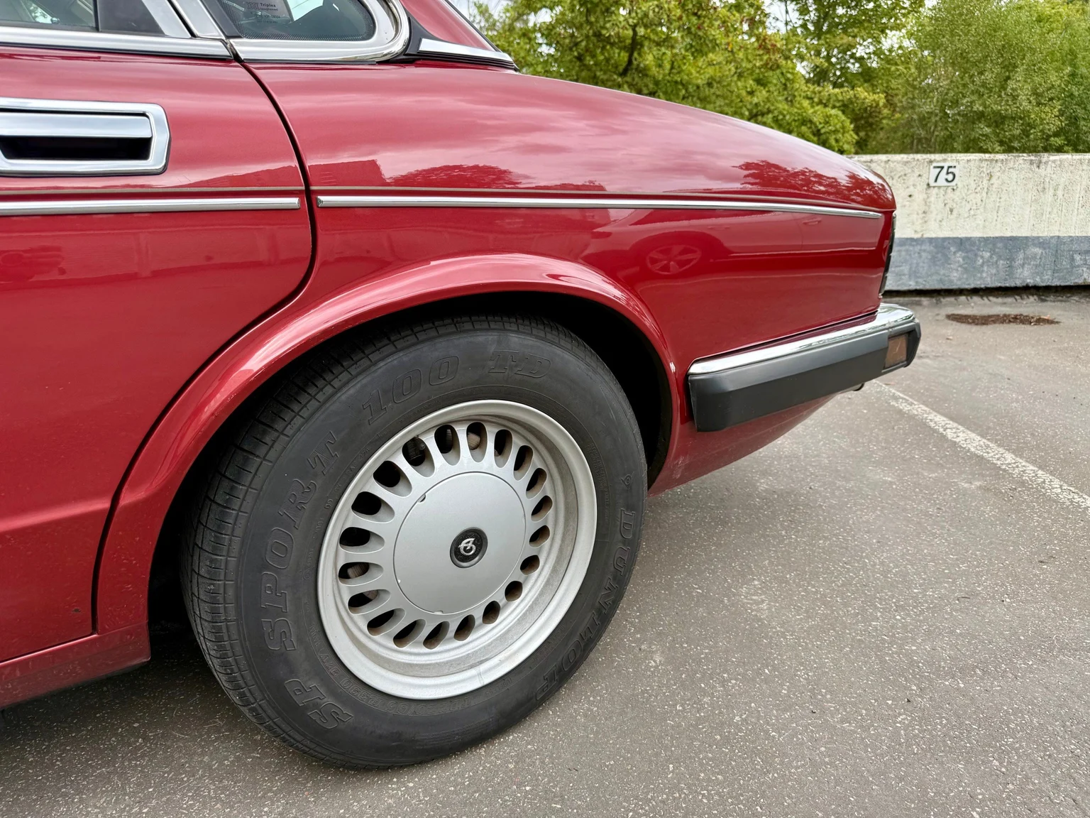 Aussenfoto 1988 Daimler Six (22)