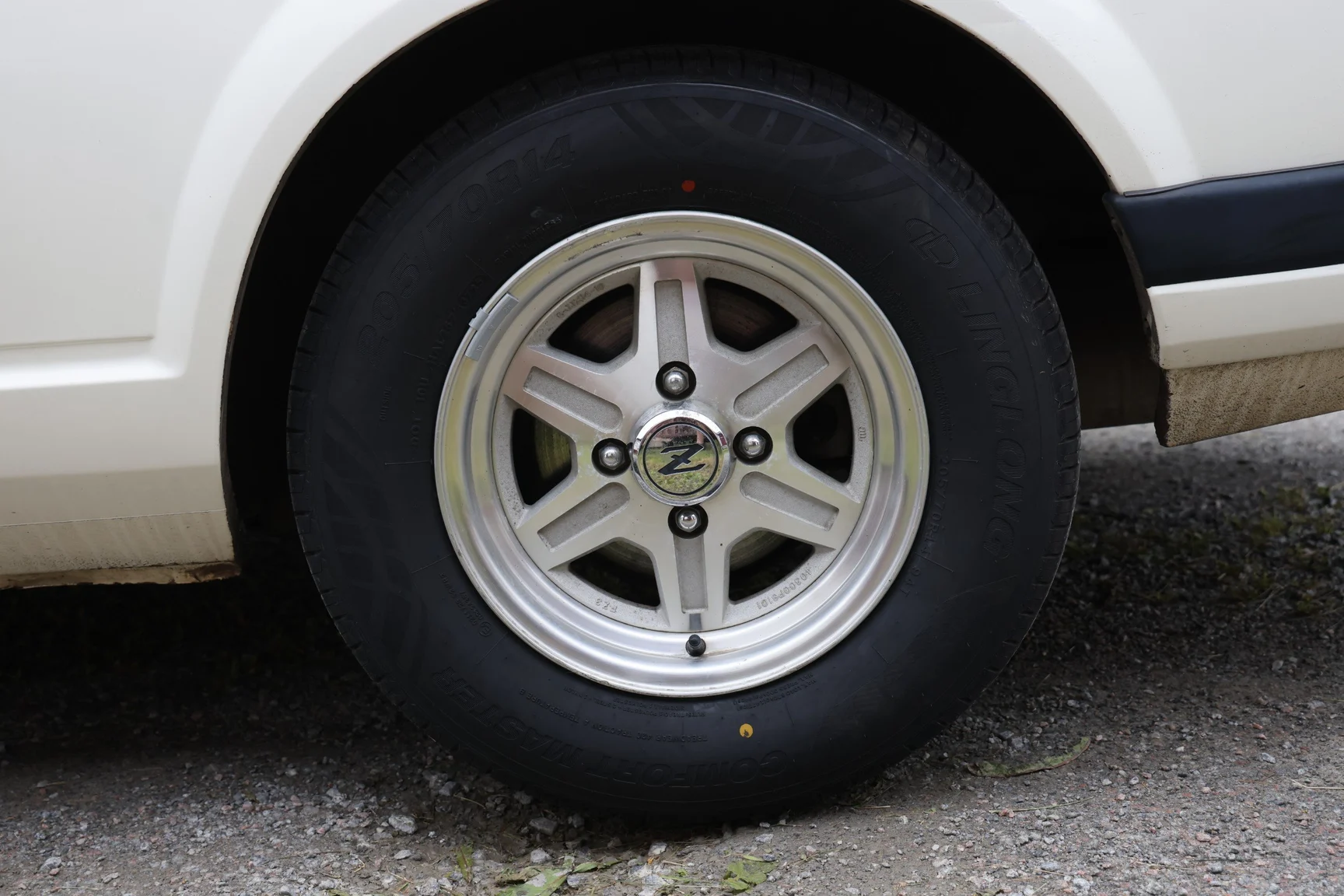 Exterior image of 1983 Datsun 280ZX (5)