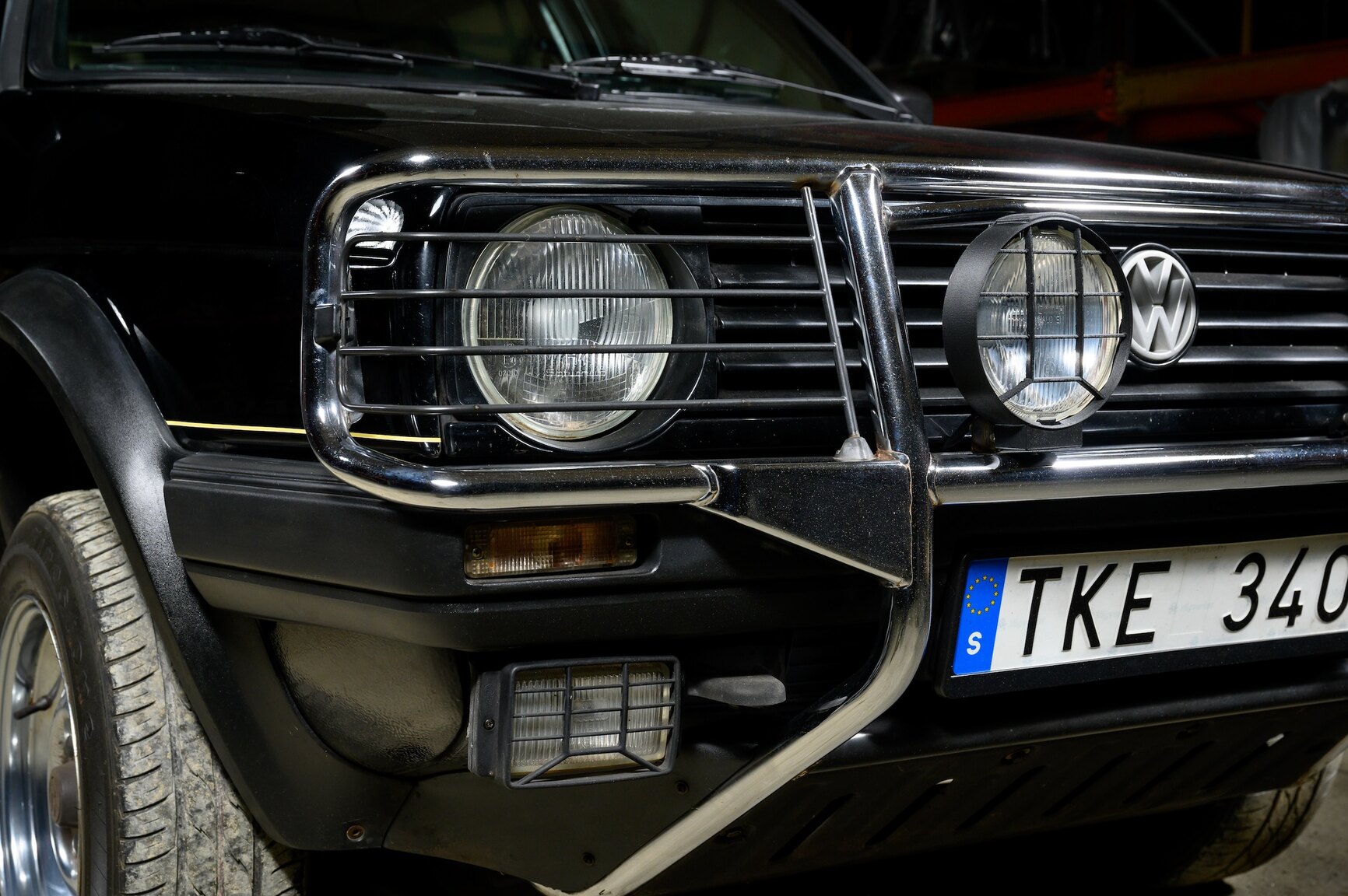 Exterior image of 1991 Volkswagen Golf Country Chrome Edition (3)