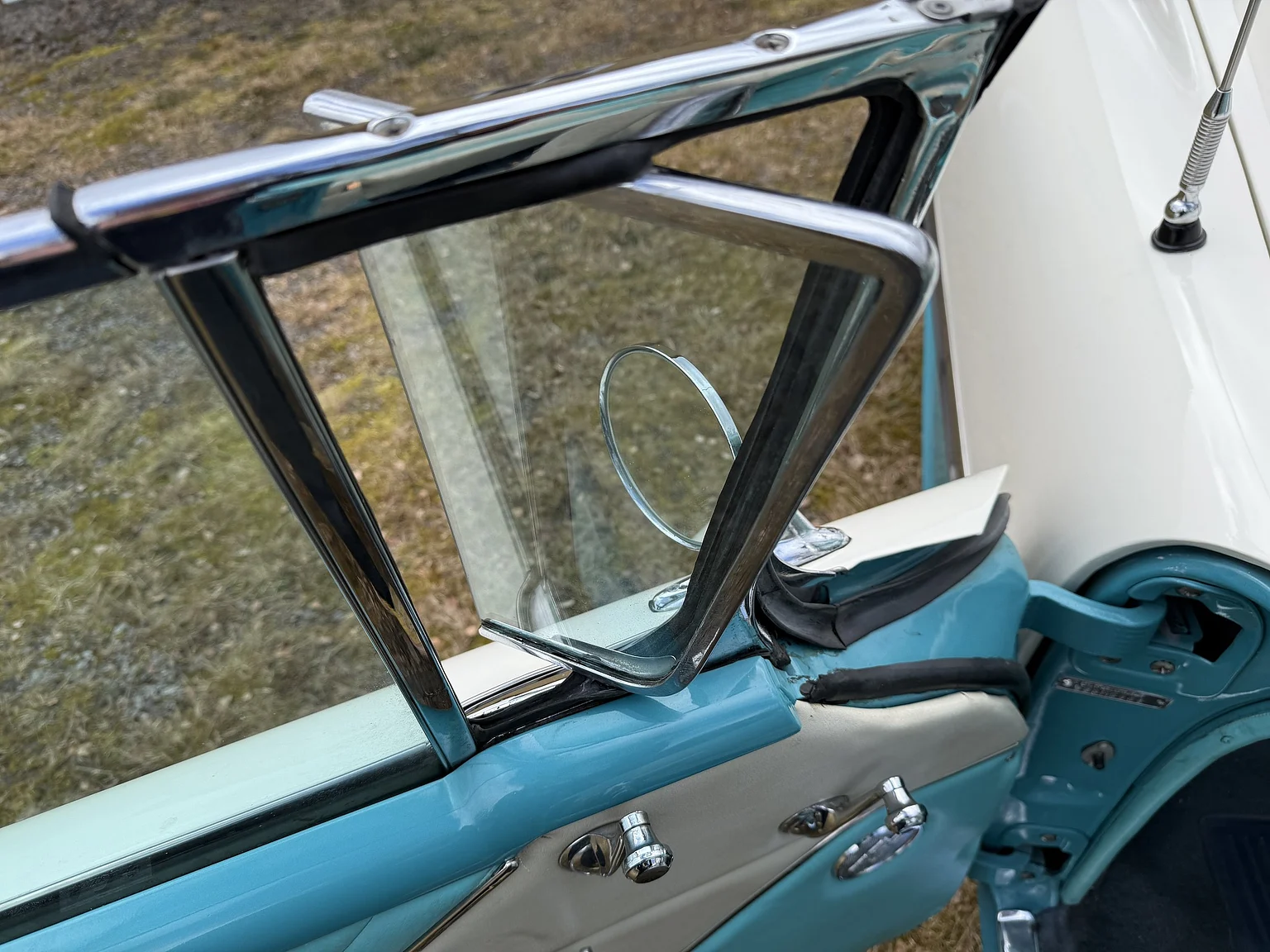 Innenraumfoto von 1955 Oldsmobile Super 88 (34)