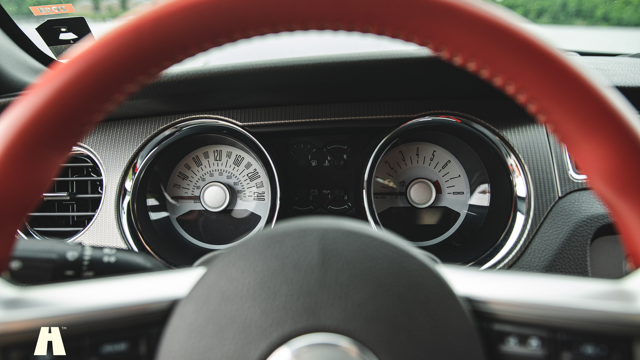 Interior image of 2010 Ford Mustang GT 