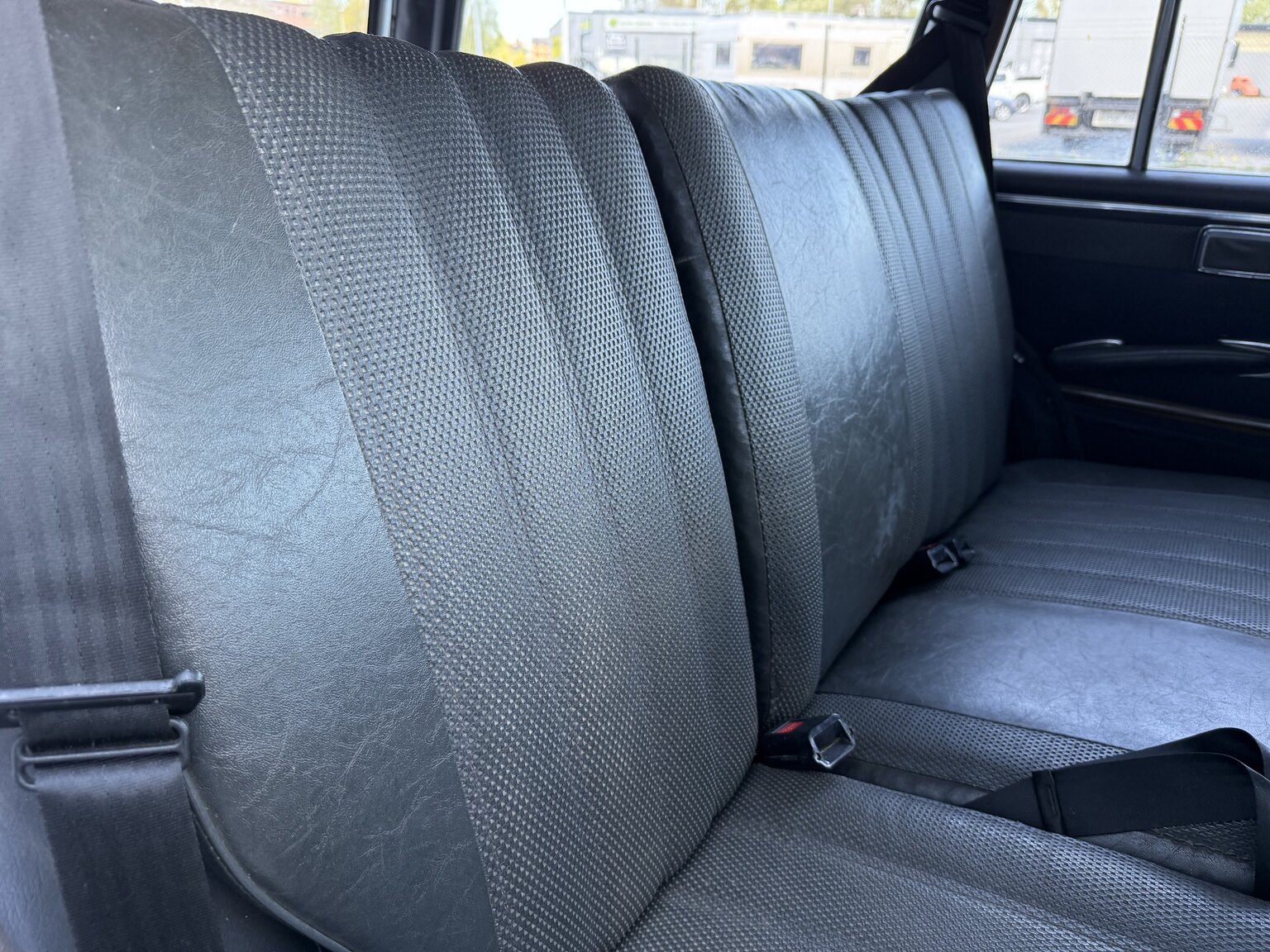 Interior image of 1967 Mercedes-Benz 230 Safari
