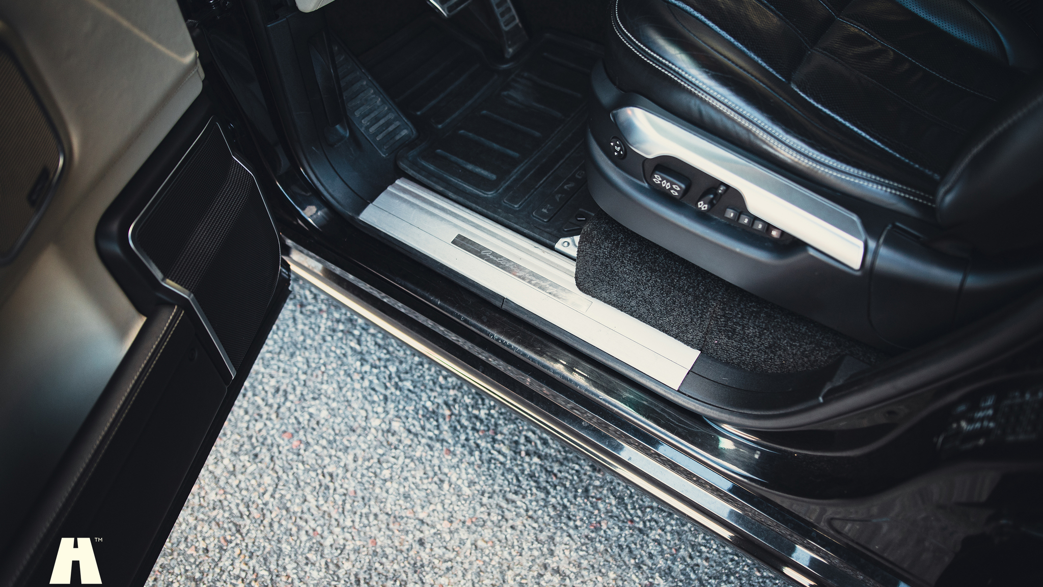 Innenraumfoto von 2011 Range Rover TDV8 Autobiography  (11)