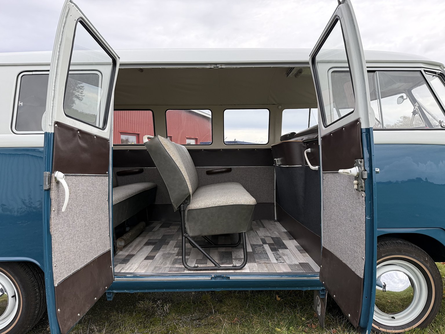 Interiörbild 1967 Volkswagen T1 Kleinbus