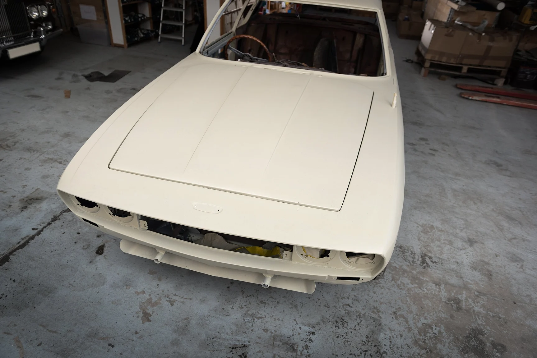 Aussenfoto 1968 Jensen Interceptor (24)