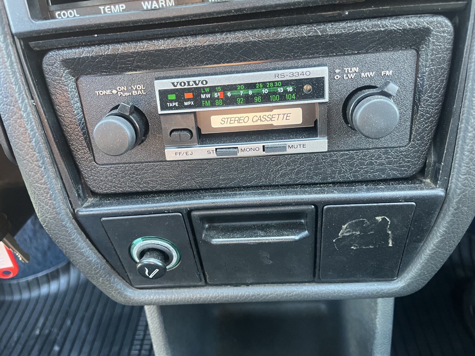 Innenraumfoto von 1983 Volvo 340 (9)