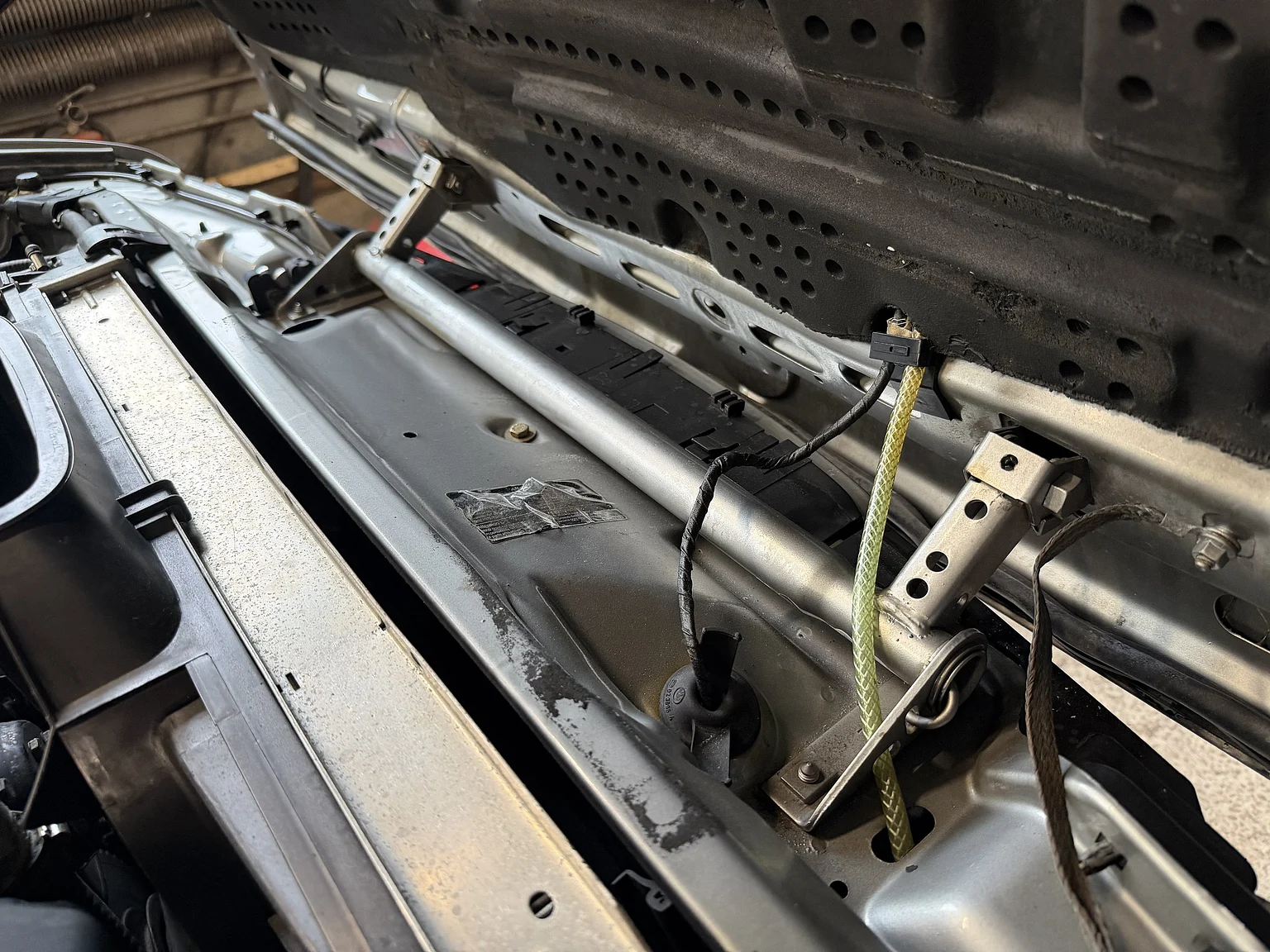 Image of 1988 BMW 535i - NO RESERVE mechanics (18)