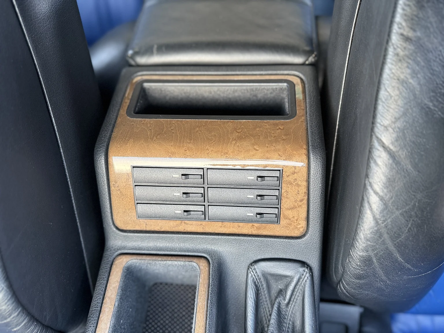 Interiörbild 1992 BMW 850iA - No Reserve (67)