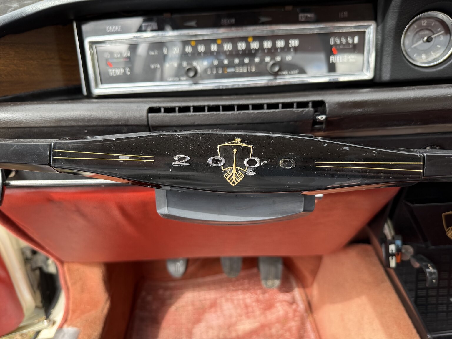 Interior image of 1967 Rover 2000 TC 2.0 OHC