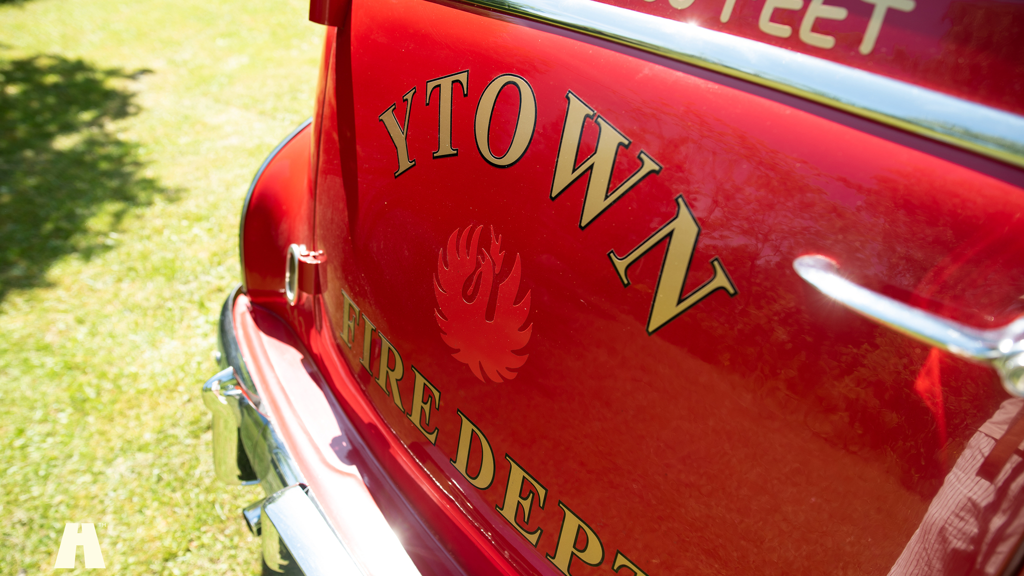 Exterior image of 1952 Chevrolet Sedan Delivery Fire Truck (45)
