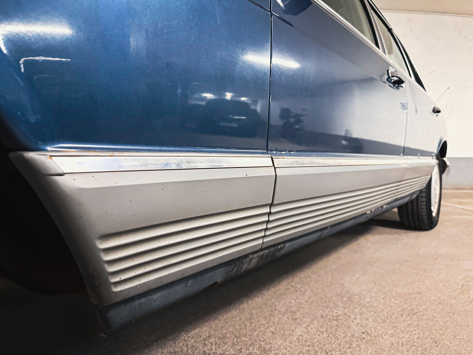 Exteriörbild på 1985 Mercedes-Benz 500 SEL