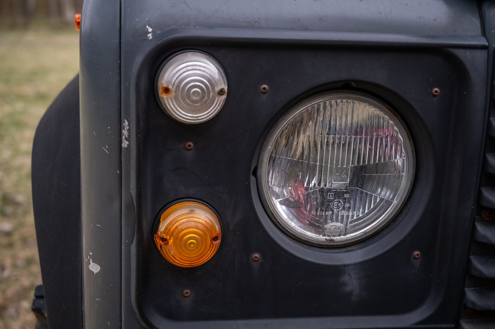 Exterior image of 1986 Land Rover 90 2.5D