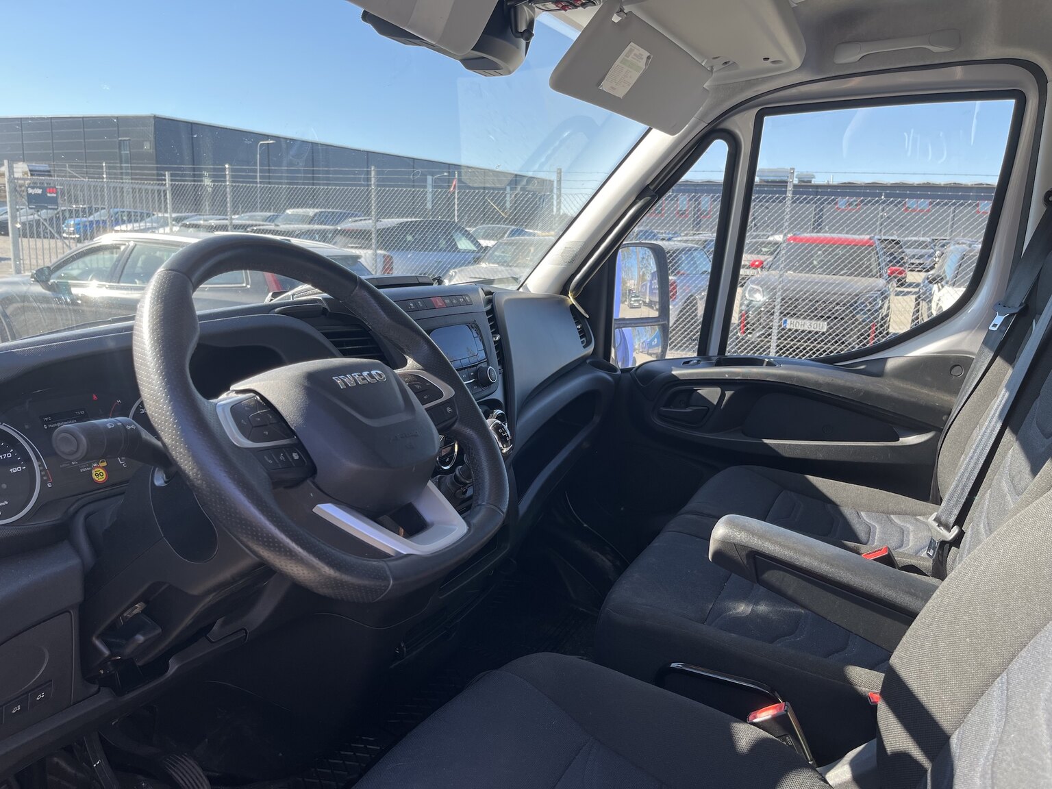 Interiörbild 2022 Iveco Daily 70-180 Chassis (Biltransport)