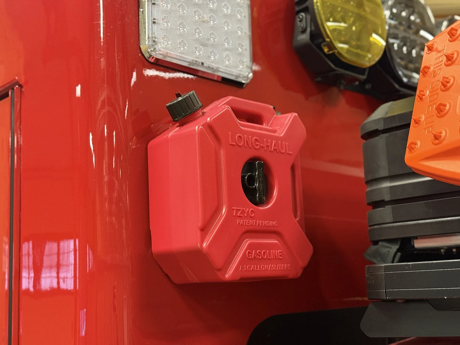 Exteriörbild på 2020 Dodge Ram 2500 Overland (39)