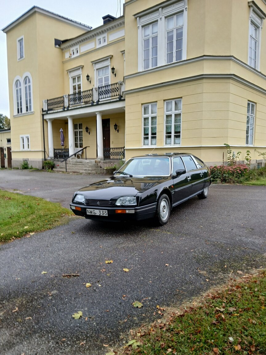 Exteriörbild på 1988 Citroen CX 25 T Prestige