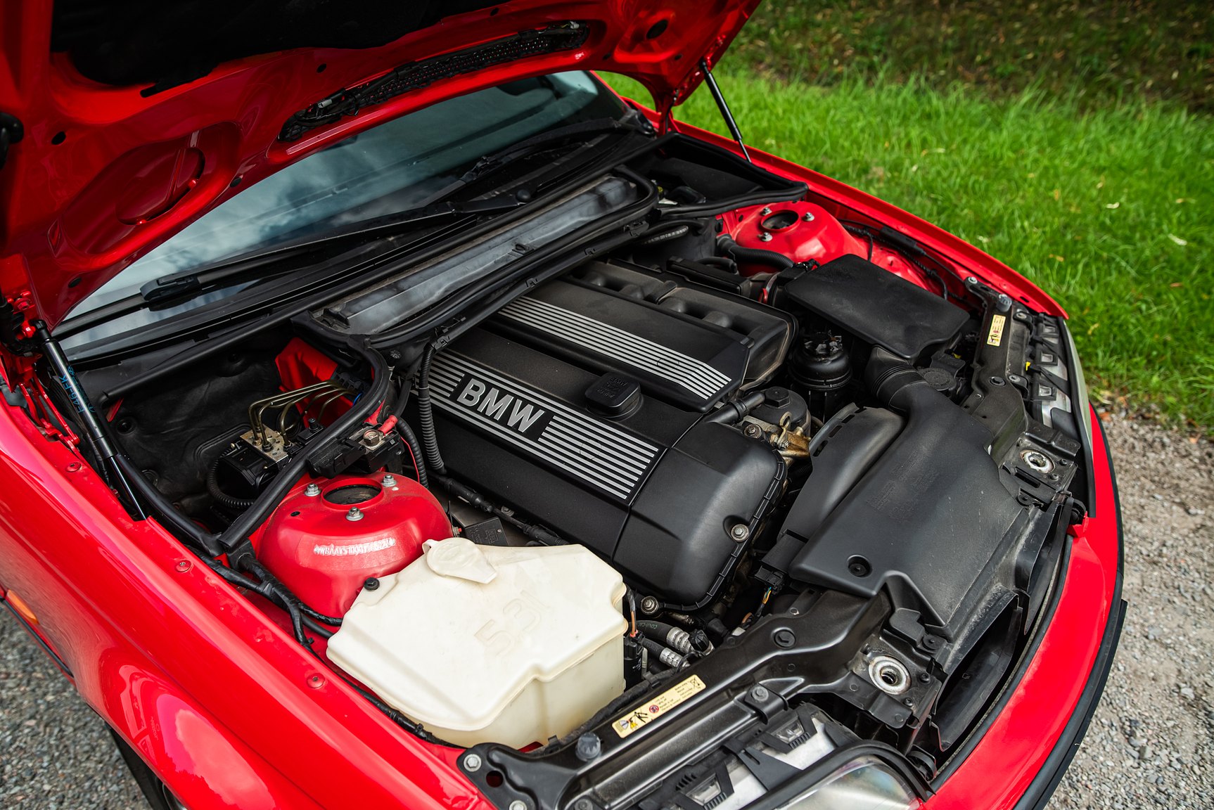 Image of 2001 BMW 330Xi mechanics