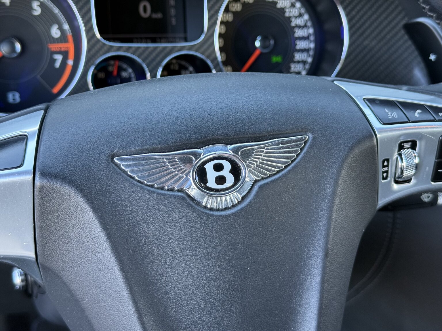 Interiörbild 2011 Bentley Continental Supersports