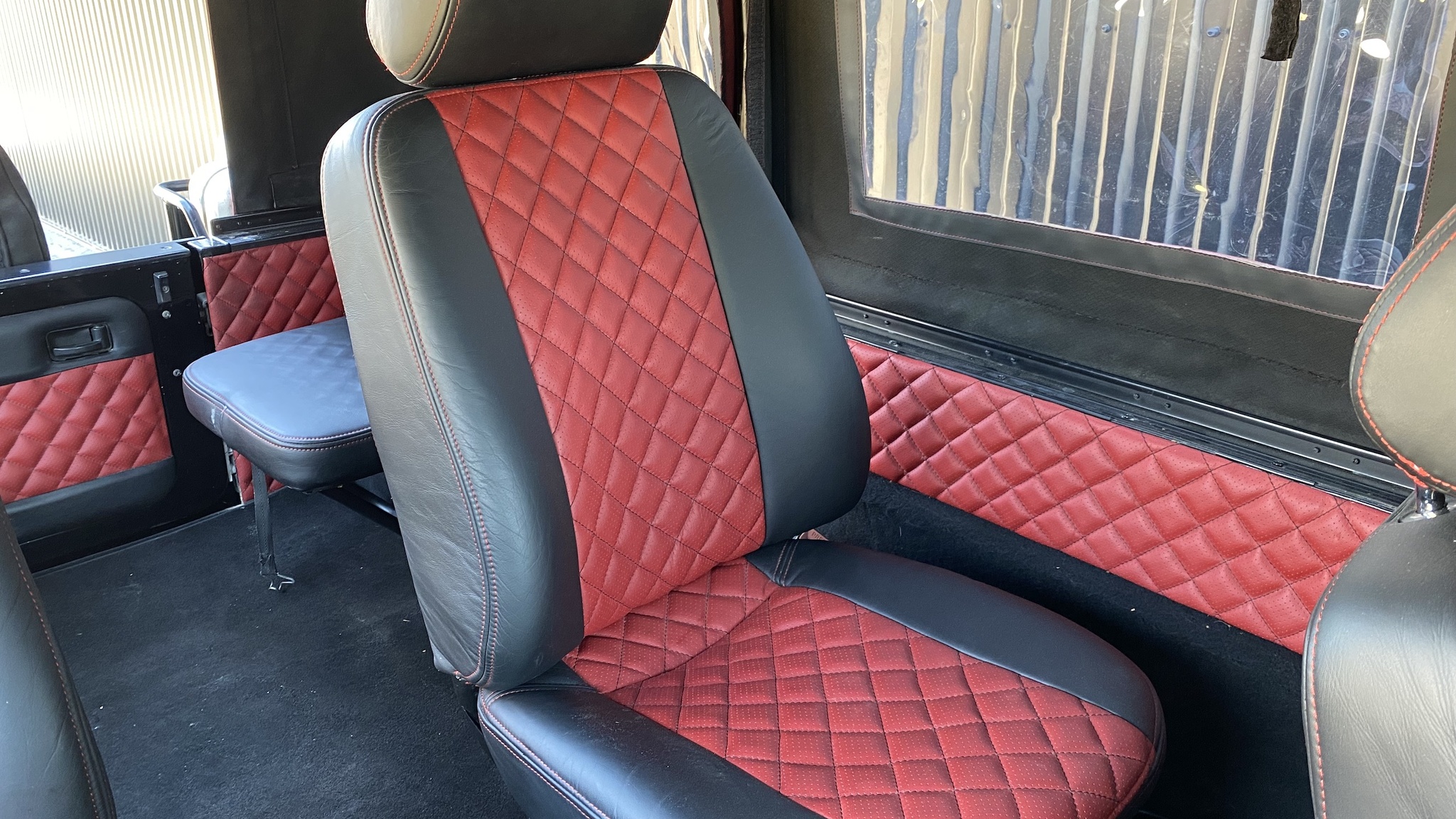 Interiörbild 1996 Mercedes G230 STEYR-PUCH Automat