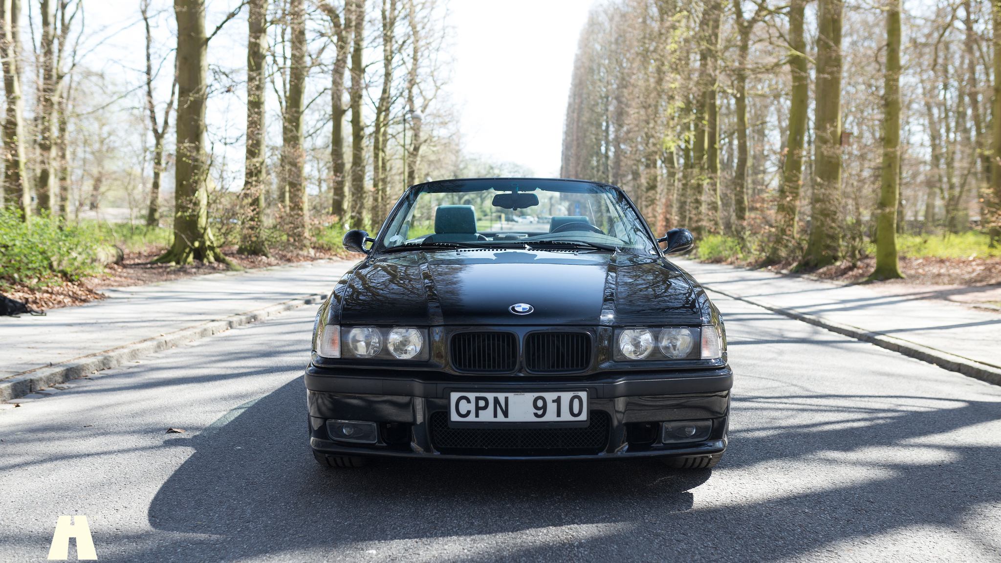 Exterior image of 1996 BMW M3 3.2 Cabriolet (8)
