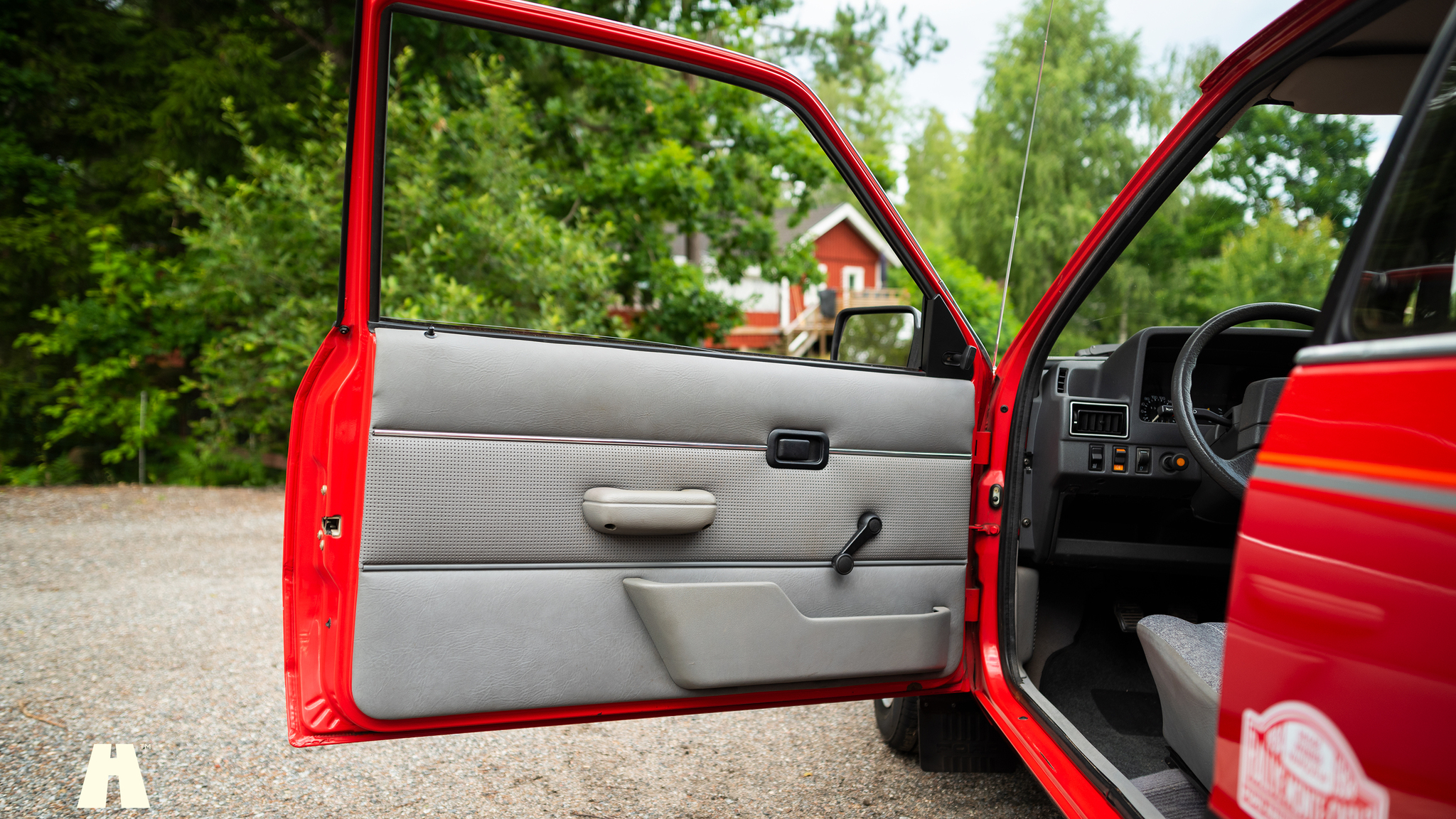Interior image of 1986 Ford Escort 1.6 Hatchback 3-door  (7)