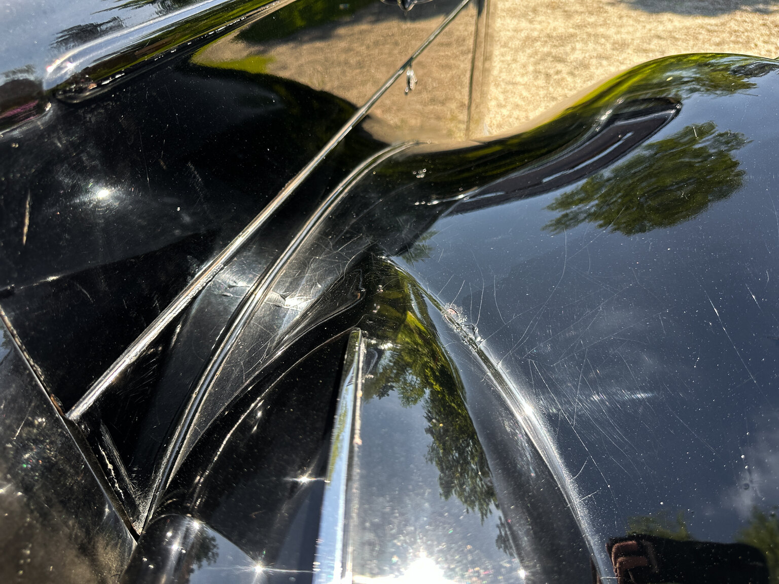 Exterior image of 1950 Bentley 4 1/4 Litre