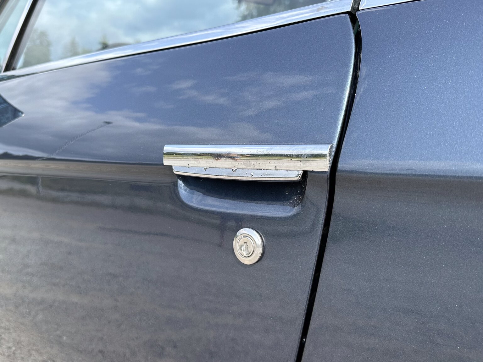 Exteriörbild på 1972 BMW 3,0 CSi 